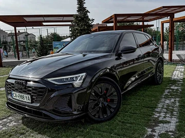 Авто Audi Q8 E-Tron 2023 № 7848421