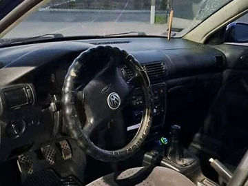 Авто Volkswagen Passat 1999 № 7848500