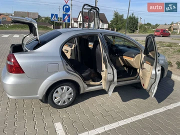 Авто Chevrolet Aveo 2007 № 7848508