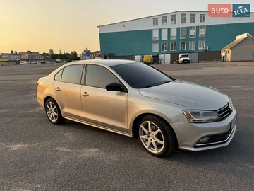 Авто Volkswagen Jetta 2015 № 7848759