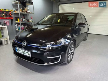 Авто Volkswagen E-Golf 2019 № 7848843