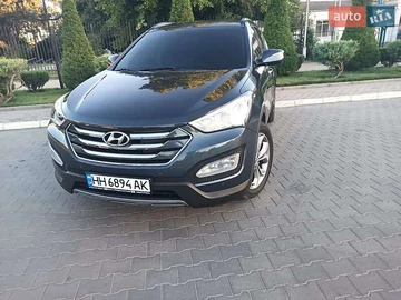 Авто Hyundai Santa Fe 2013 № 7848899