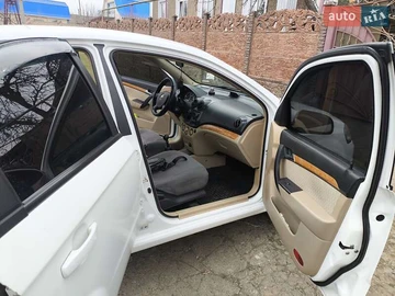 Авто Chevrolet Aveo 2008 № 7849119
