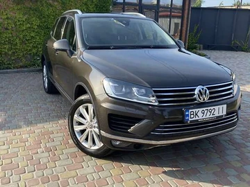 Авто Volkswagen Touareg 2015 № 7849216
