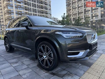 Авто Volvo Xc90 2020 № 7849217