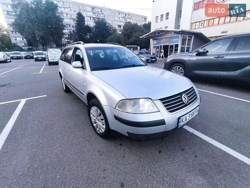 Авто Volkswagen Passat 2003 № 7849388