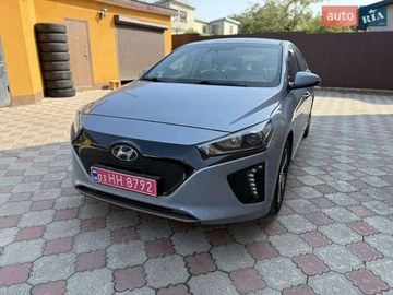 Авто Hyundai Ioniq 2019 № 7849472