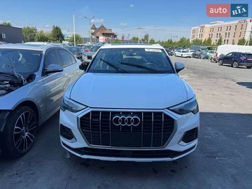 Авто Audi Q3 2020 № 7849521