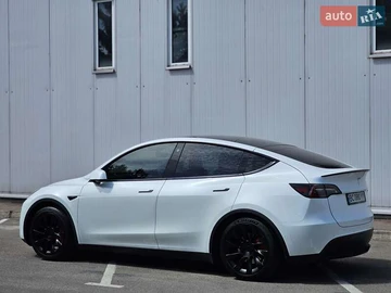 Авто Tesla Model Y 2022 № 7849538