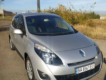 Авто Renault Grand Scenic 2010 № 7849650