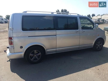 Авто Volkswagen Transporter 2006 № 7849699