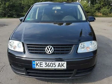 Авто Volkswagen Touran 2004 № 7849879