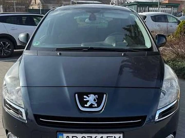 Авто Peugeot 5008 2013 № 7849940