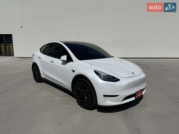 Авто Tesla Model Y 2021 № 7850036