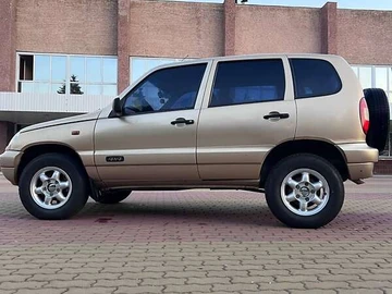 Авто Chevrolet Niva 2006 № 7850097