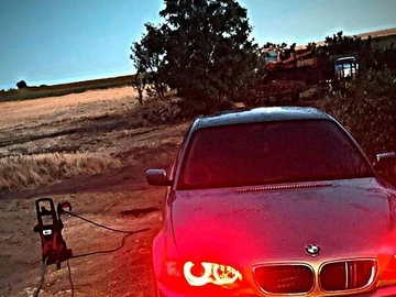 Авто BMW 3 Series 2003 № 7850132