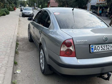 Авто Volkswagen Passat 2004 № 7850135