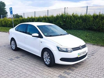 Авто Volkswagen Polo 2013 № 7850189