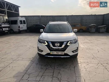 Авто Nissan Rogue 2017 № 7850331
