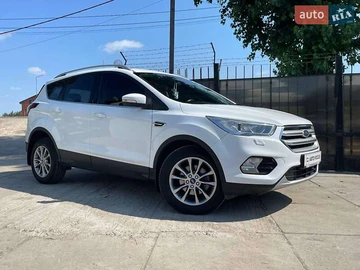 Авто Ford Kuga 2019 № 7850352