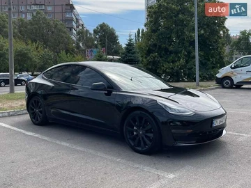 Авто Tesla Model 3 2020 № 7850391