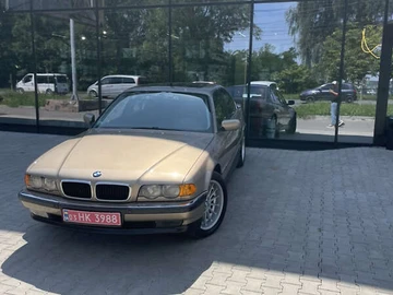 Авто BMW 7 Series 2000 № 7850428
