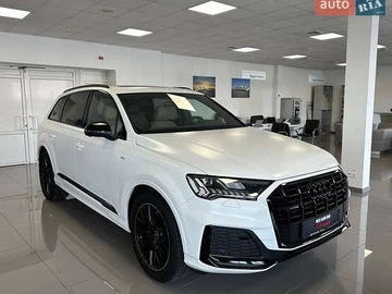 Авто Audi Q7 2023 № 7850447