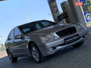 Авто Mercedes C-Class 2003 № 7850574