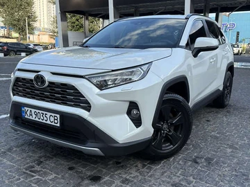 Авто Toyota Rav4 2021 № 7850796