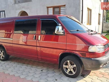 Авто Volkswagen Transporter 2000 № 7850980