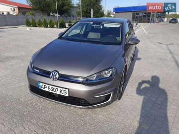 Авто Volkswagen E-Golf 2015 № 7851063