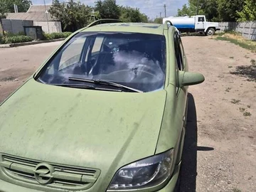 Авто Opel Zafira 2003 № 7851215