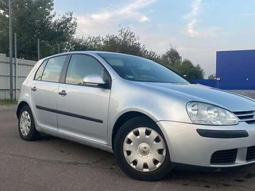Авто Volkswagen Golf 2005 № 7851290