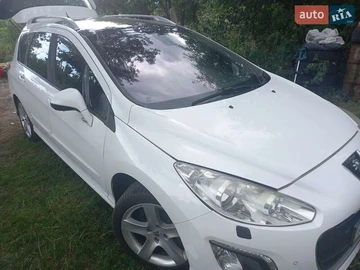 Авто Peugeot 308 2011 № 7851304