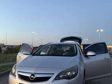 Авто Opel Astra 2011 № 7851358