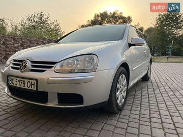 Авто Volkswagen Golf 2005 № 7851464