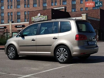 Авто Volkswagen Touran 2012 № 7851510