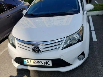 Авто Toyota Avensis 2012 № 7851566