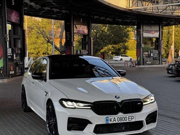 Авто BMW M5 2018 № 7851688