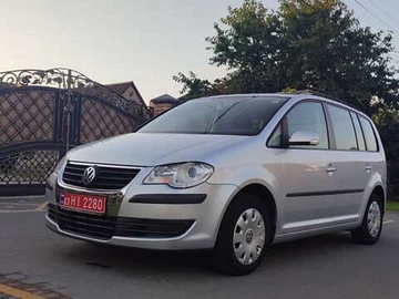 Авто Volkswagen Touran 2007 № 7851772