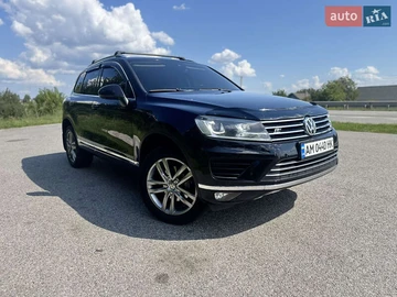 Авто Volkswagen Touareg 2015 № 7851828