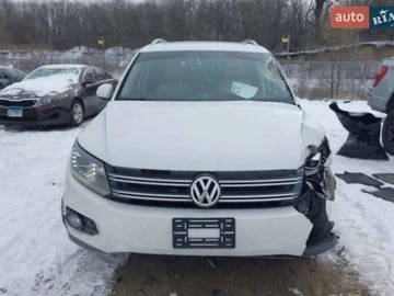Авто Volkswagen Tiguan 2015 № 7852111