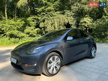 Авто Tesla Model Y 2023 № 7852171