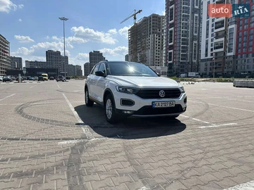Авто Volkswagen T-Roc 2019 № 7852368