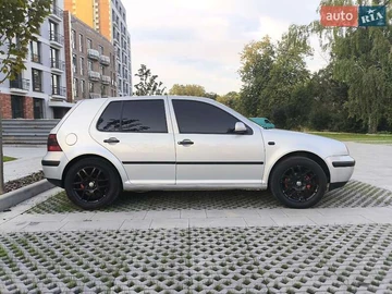 Авто Volkswagen Golf 2000 № 7852422