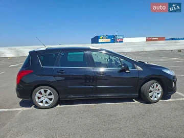 Авто Peugeot 308 2010 № 7852451