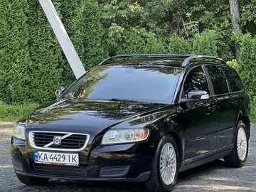 Авто Volvo V50 2009 № 7852470