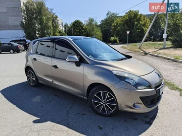 Авто Renault Scenic 2010 № 7852474