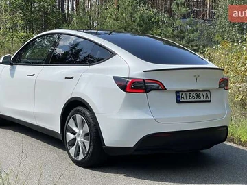 Авто Tesla Model Y 2021 № 7852579