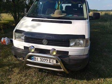 Авто Volkswagen Transporter 2000 № 7852694